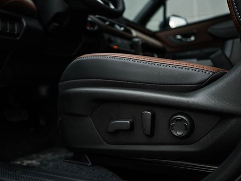 New 2026 Subaru Outback Touring XT image 18