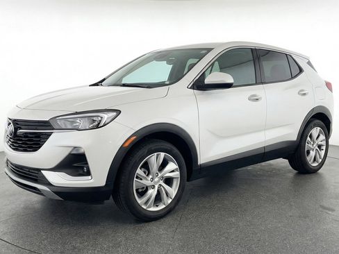 Used 2025 Buick Encore GX Preferred FWD image 3