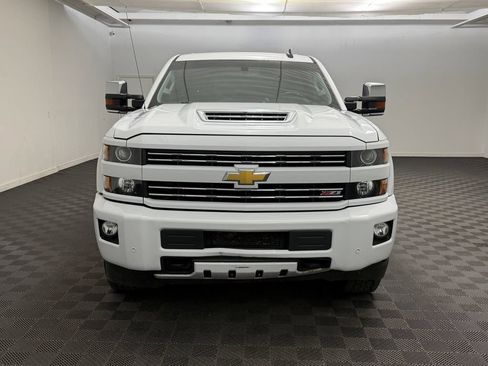 Used 2019 Chevrolet Silverado 2500 LT w/ Custom Sport Edition AWD/4WD image 6