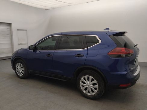 Used 2020 Nissan Rogue S FWD image 3