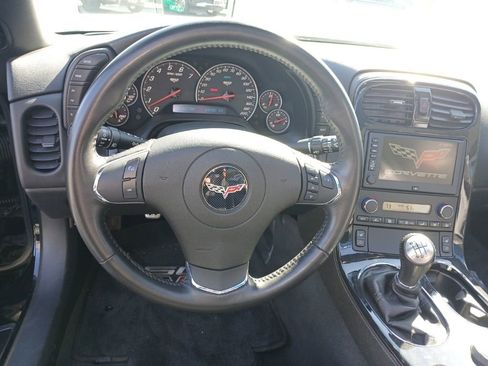Used 2013 Chevrolet Corvette 427 w/ 1SB Preferred Equipment Group RWD image 22