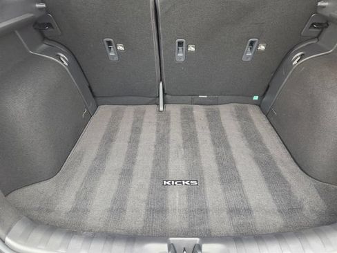 Used 2023 Nissan Kicks SR FWD image 32