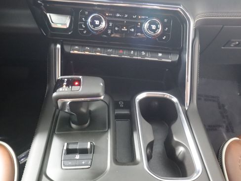 Used 2023 GMC Sierra 1500 Denali Ultimate image 18