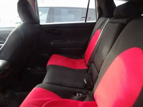 Certified 2023 Toyota Highlander LE image 7