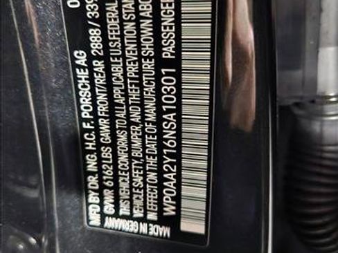 Used 2022 Porsche Taycan image 20