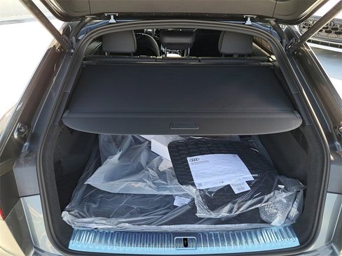 New 2026 Audi Q8 Premium Plus image 31