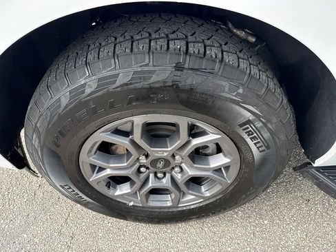 Used 2025 Ford Expedition Active RWD image 13
