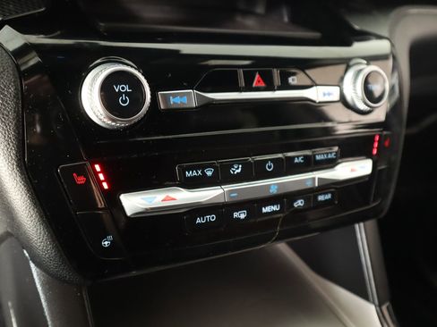 Used 2023 Ford Explorer ST-Line image 8