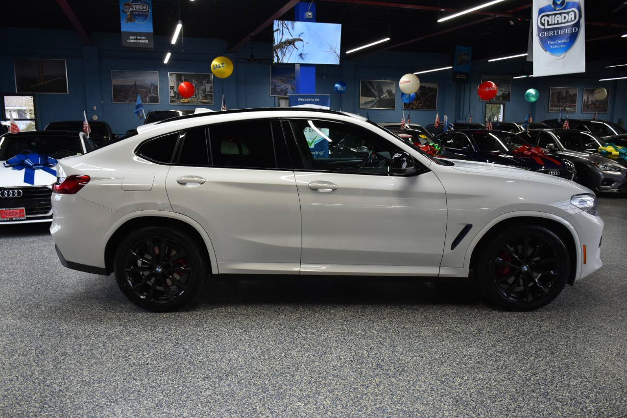 Used 2021 BMW X4 xDrive30i w/ Premium Package Essential AWD/4WD image 2