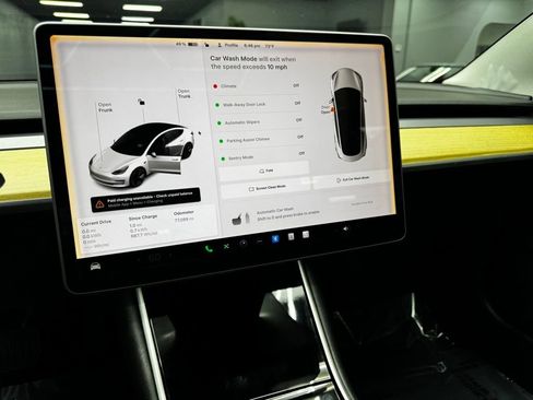 Used 2020 Tesla Model 3 Long Range image 24