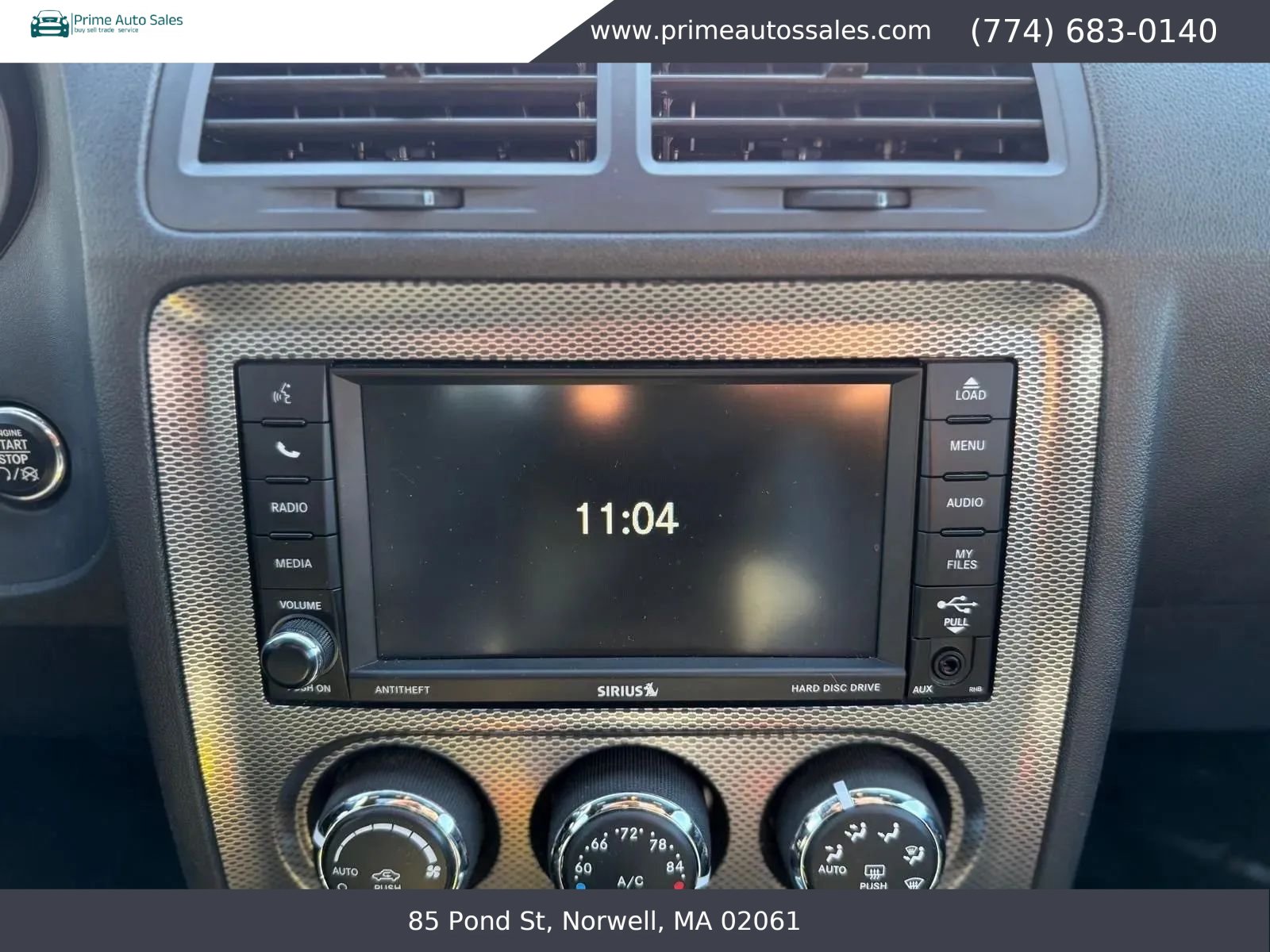 Used 2014 Dodge Challenger R/T RWD image 25