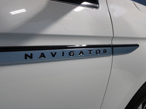 New 2026 Lincoln Navigator Reserve image 41
