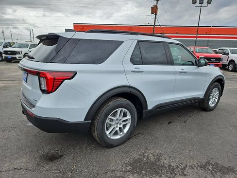 New 2026 Ford Explorer Active AWD/4WD image 13