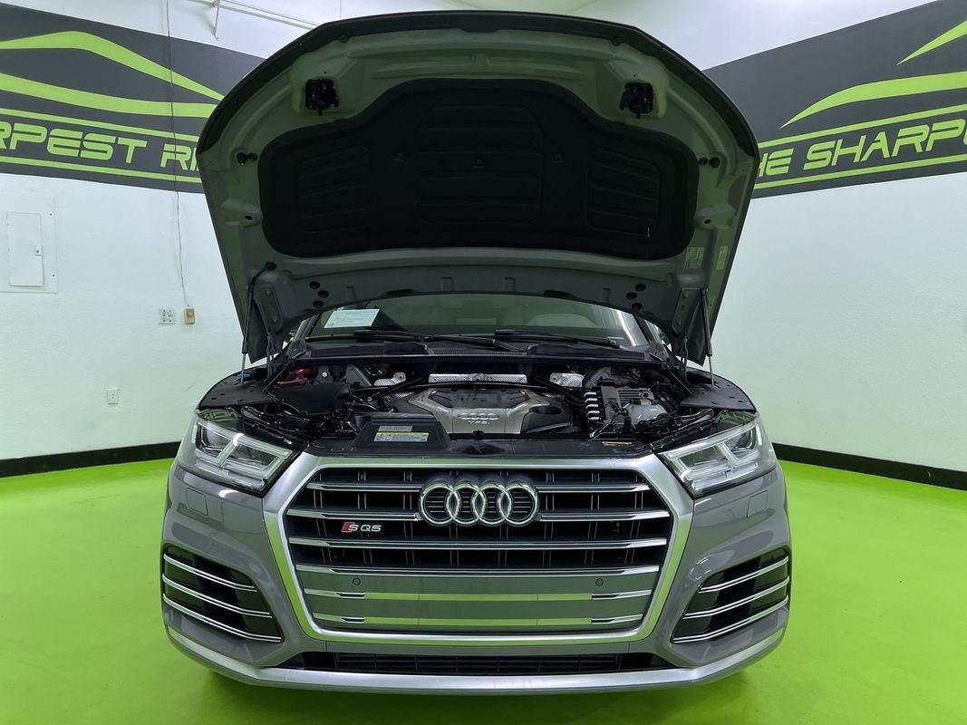 Used 2020 Audi SQ5 Premium w/ Convenience Package AWD/4WD image 4