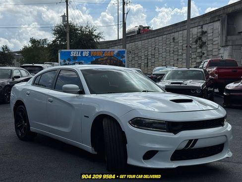 Used 2016 Dodge Charger R/T RWD image 13