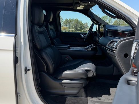 Used 2024 Lincoln Navigator L Reserve AWD/4WD image 30