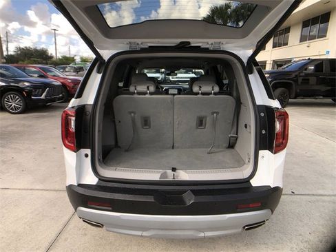 Certified 2021 GMC Acadia SLT w/ Preferred Package image 32