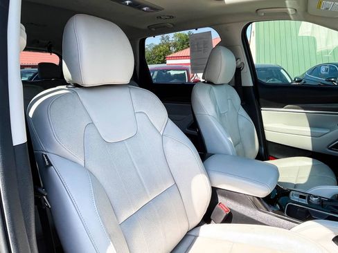 Used 2021 Kia Telluride EX w/ EX Premium Package image 10