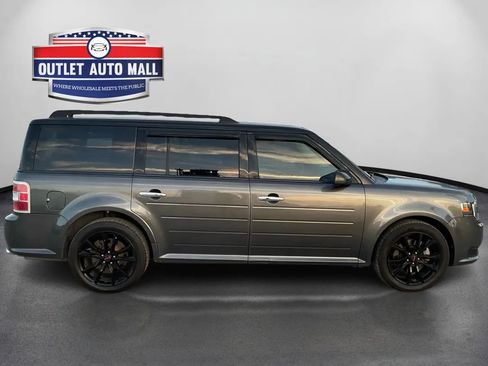 Used 2019 Ford Flex SEL w/ Equipment Group 202A image 2