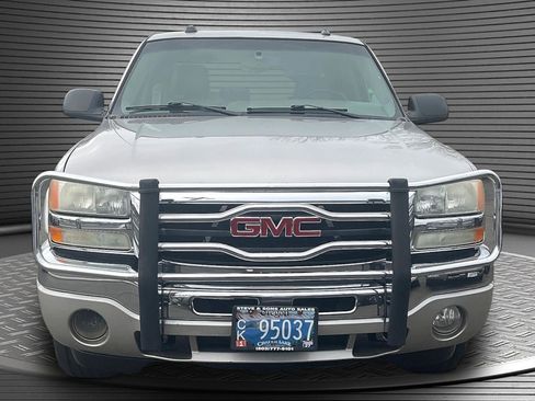 Used 2005 GMC Sierra 1500 SLT w/ Light Duty Power Package image 2