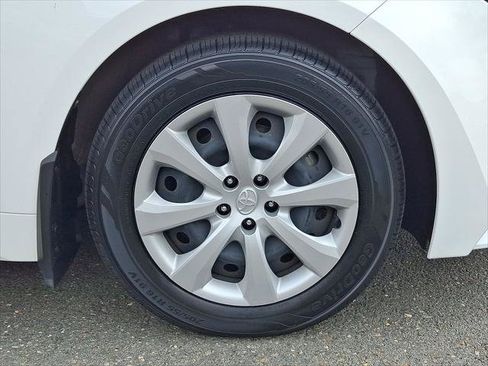 Certified 2023 Toyota Corolla LE w/ Carpet Mat Package (TMS) FWD image 27