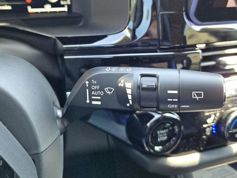 New 2026 Nissan Pathfinder Platinum FWD image 22