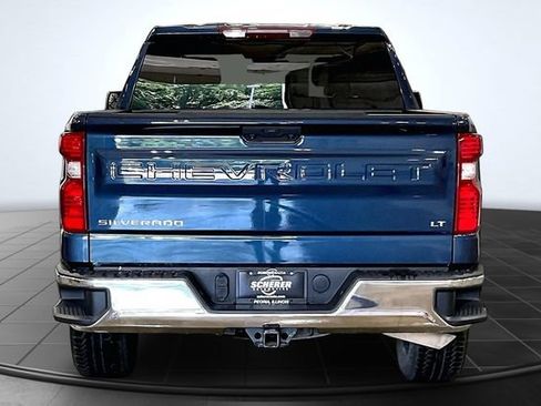 Used 2023 Chevrolet Silverado 1500 LT AWD/4WD image 4