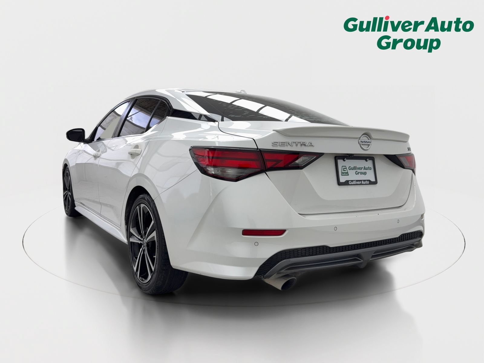 Used 2020 Nissan Sentra SR w/ Premium Package FWD image 5