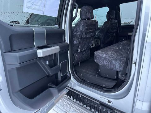 Used 2017 Ford F150 Lariat image 15