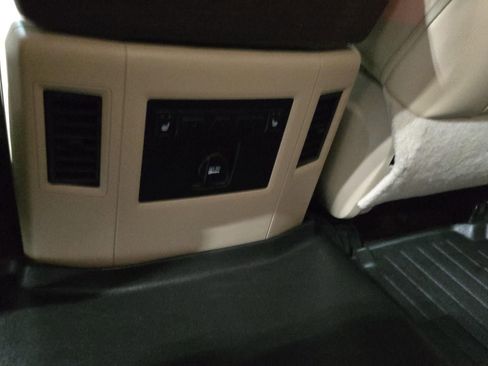 Used 2014 RAM 1500 Laramie image 21