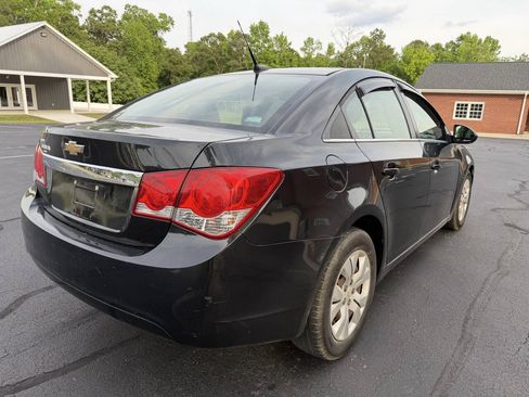 Used 2012 Chevrolet Cruze LS w/ Connectivity Package FWD image 5