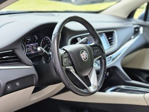 Used 2023 Buick Enclave Essence FWD image 12
