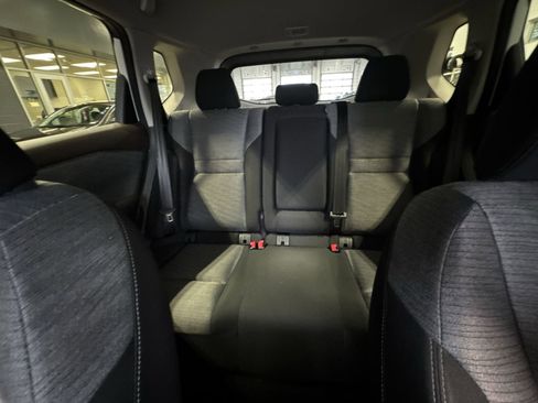 Certified 2023 Nissan Rogue SV image 5