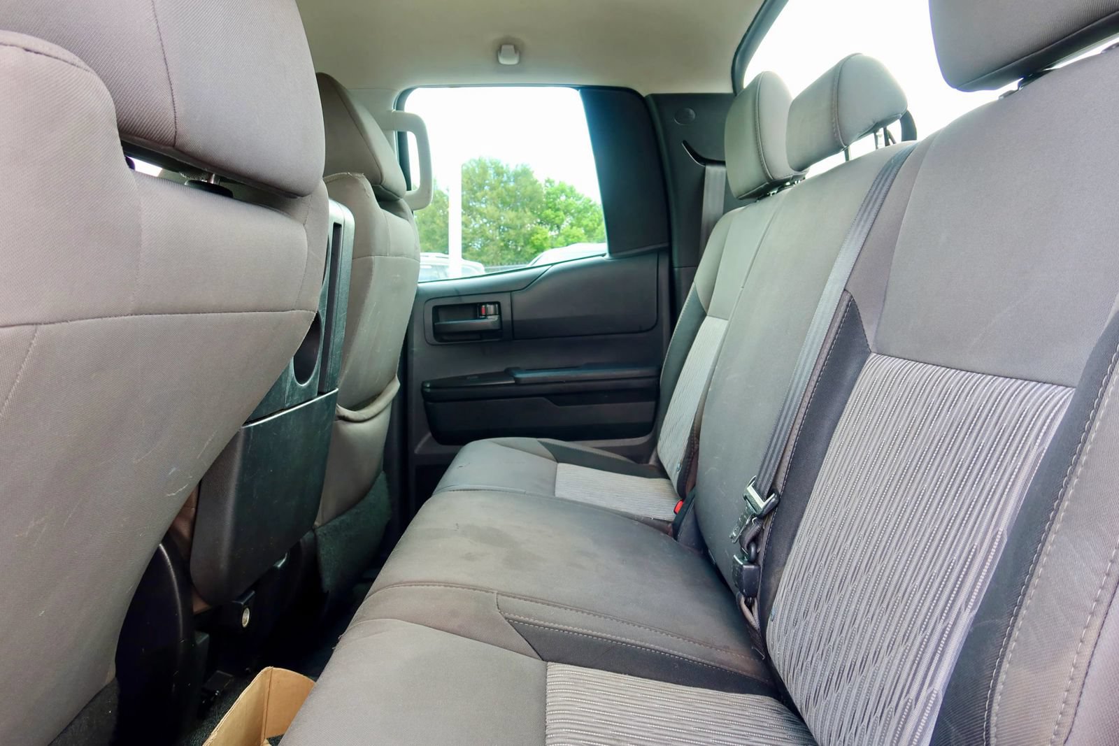 Used 2015 Toyota Tundra SR w/ Tow Package RWD image 15