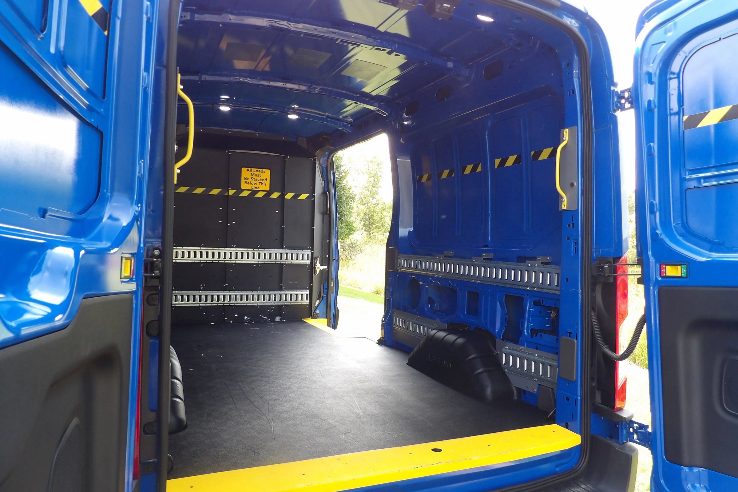 Used 2020 Ford Transit 250 Medium Roof RWD image 12