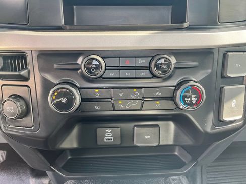 New 2026 Ford F250 XL w/ XL Driver Assist Package RWD image 16