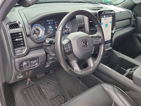 Used 2022 RAM 1500 Limited AWD/4WD image 19