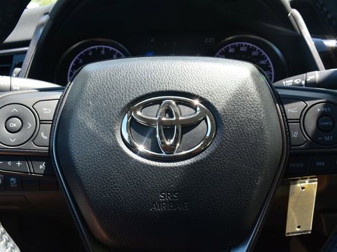 Used 2023 Toyota Camry SE AWD/4WD image 12