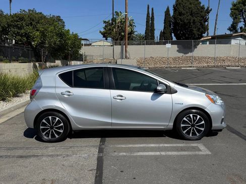 Used 2012 Toyota Prius C Two image 8