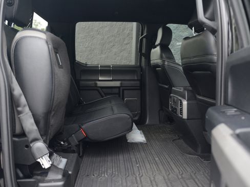 Used 2018 Ford F150 Raptor w/ Equipment Group 802A Luxury AWD/4WD image 34