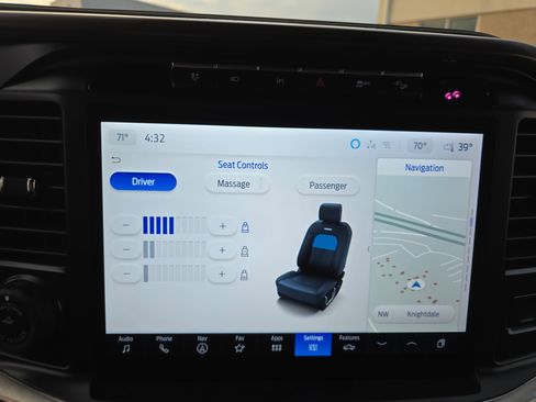 Used 2024 Ford F150 King Ranch w/ FX4 Off-Road Package image 23