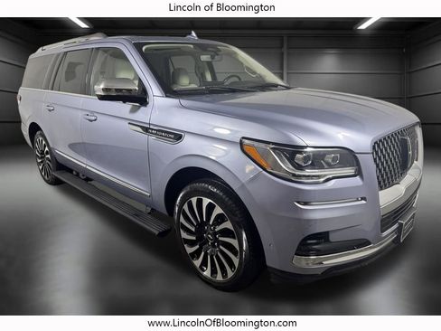 Certified 2022 Lincoln Navigator L Black Label AWD/4WD image 11