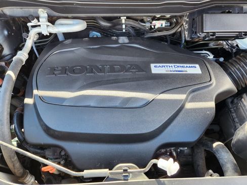 Used 2018 Honda Pilot EX image 17