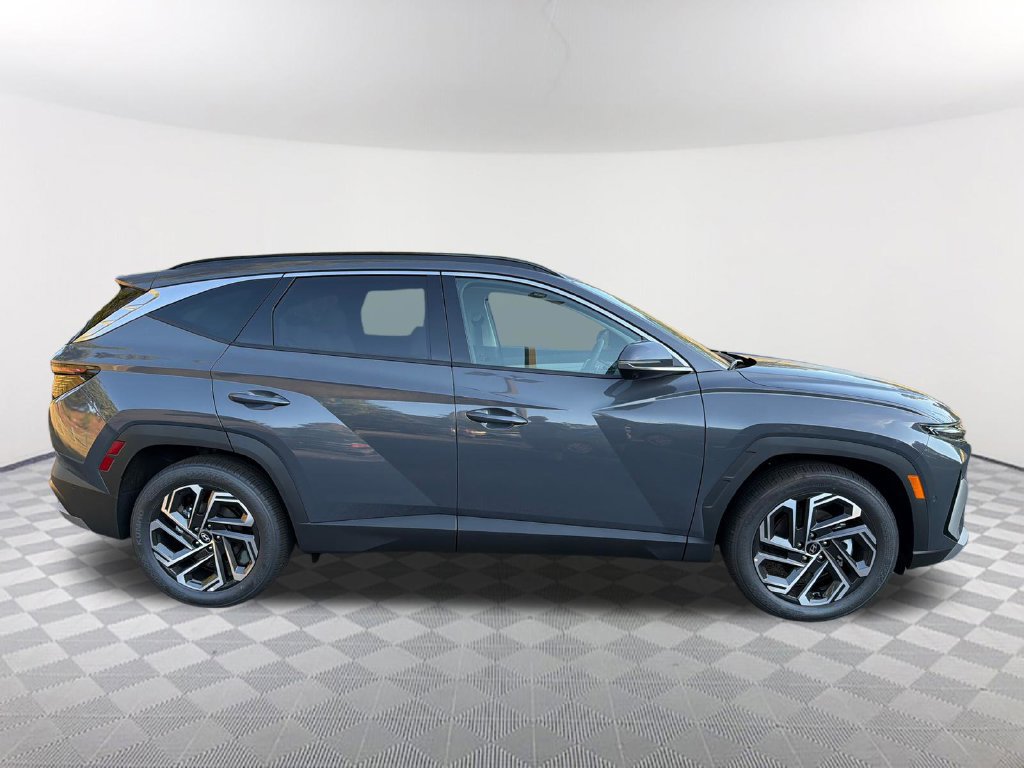 New 2026 Hyundai Tucson Limited FWD image 4