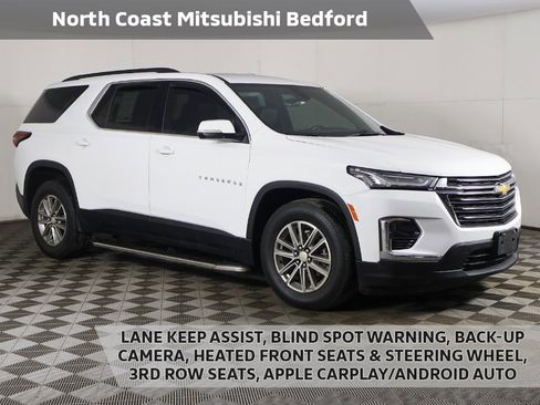 Used 2023 Chevrolet Traverse LT image 1
