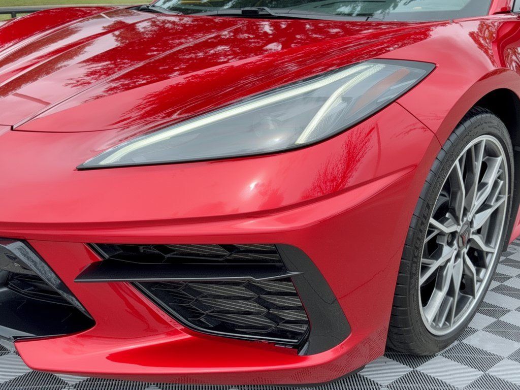 Used 2025 Chevrolet Corvette Stingray Preferred Cpe w/ 2LT RWD image 12