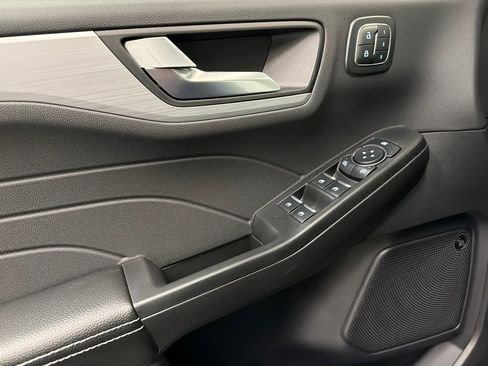 New 2026 Ford Escape Base w/ PHEV Premium Package image 34