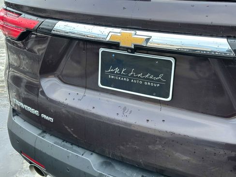 Used 2022 Chevrolet Traverse LT image 13