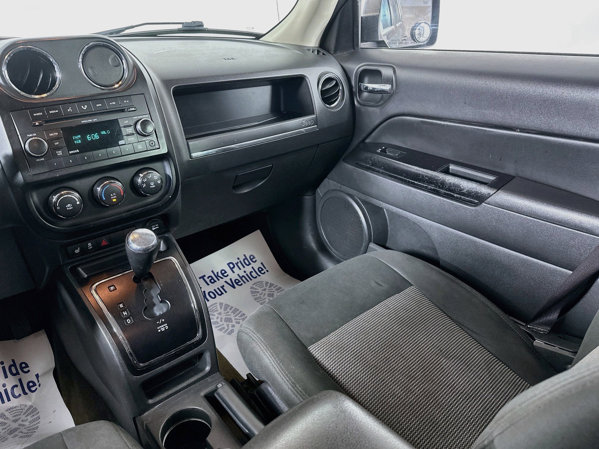 Used 2014 Jeep Patriot Latitude FWD image 21