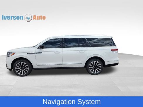 Used 2023 Lincoln Navigator L Reserve AWD/4WD image 8